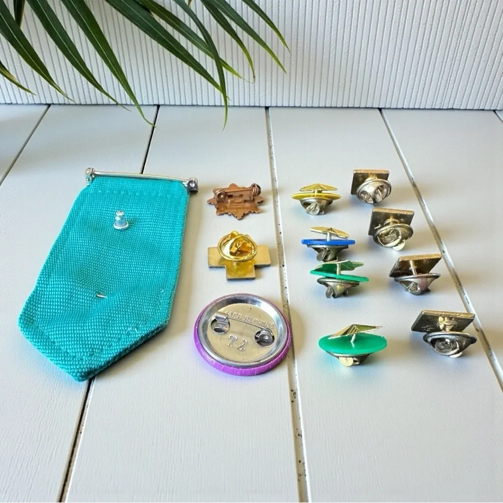 Vintage Girl Scouts Pin & Badge Lot | Cookie Sale Pins, Stars, Banner